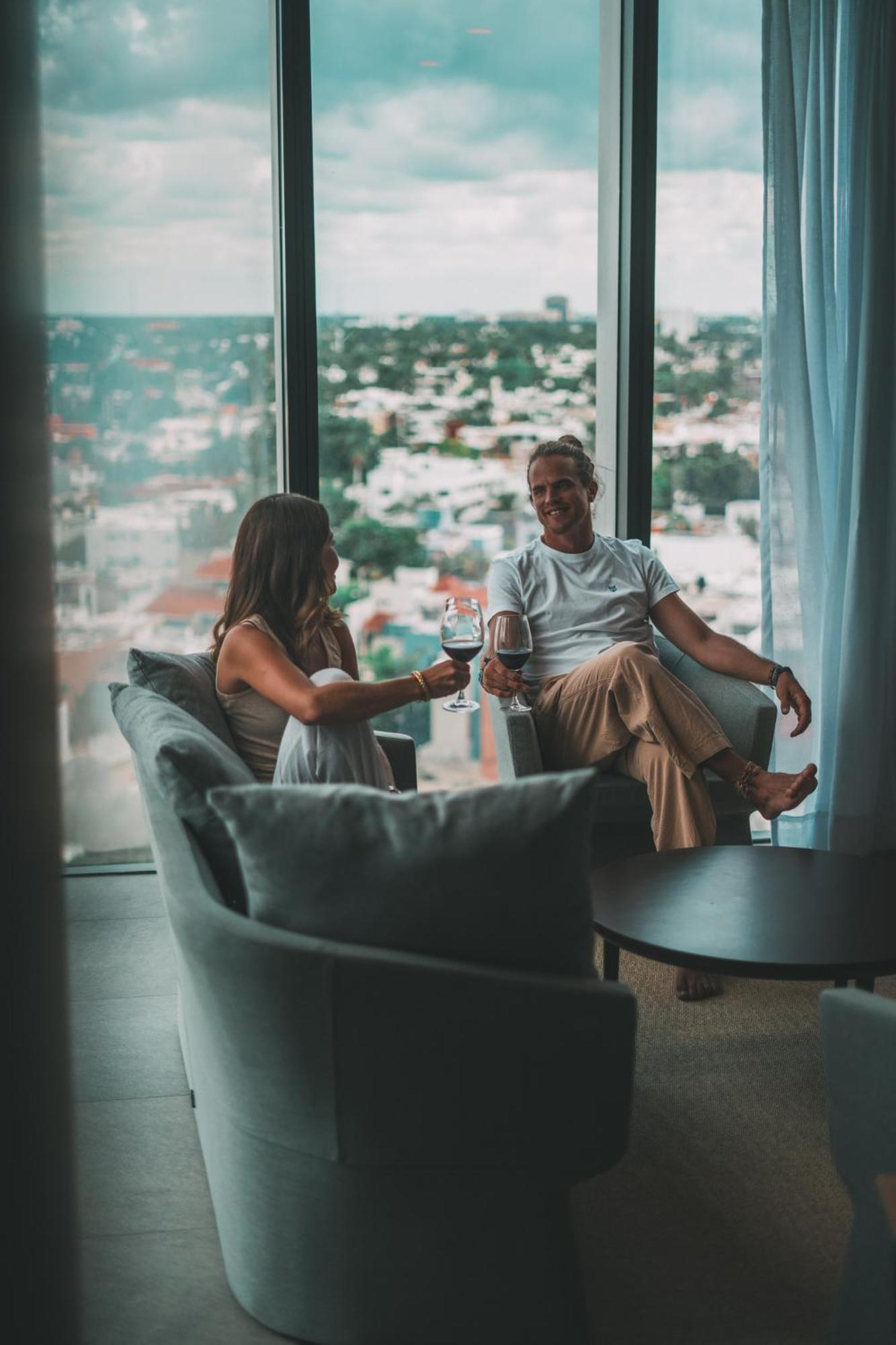 Aken Mind Merida Hotel Exteriör bild